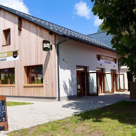 Pension A Restaurace U Sousedu Стражны Экстерьер фото